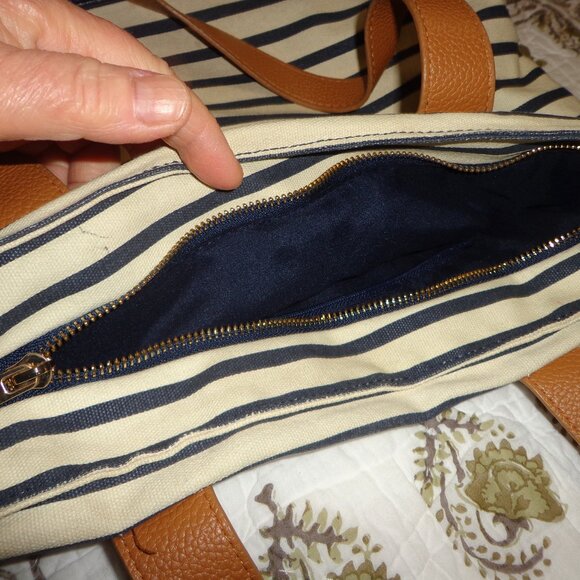 a new day Striped Handbag Double Handles Zip Closure Navy/Cream Pockets - Picture 4 of 8